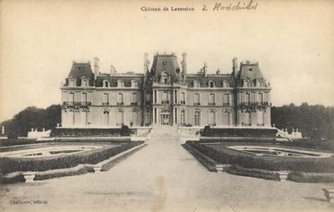 carte postale en sépia du chateau de laversine